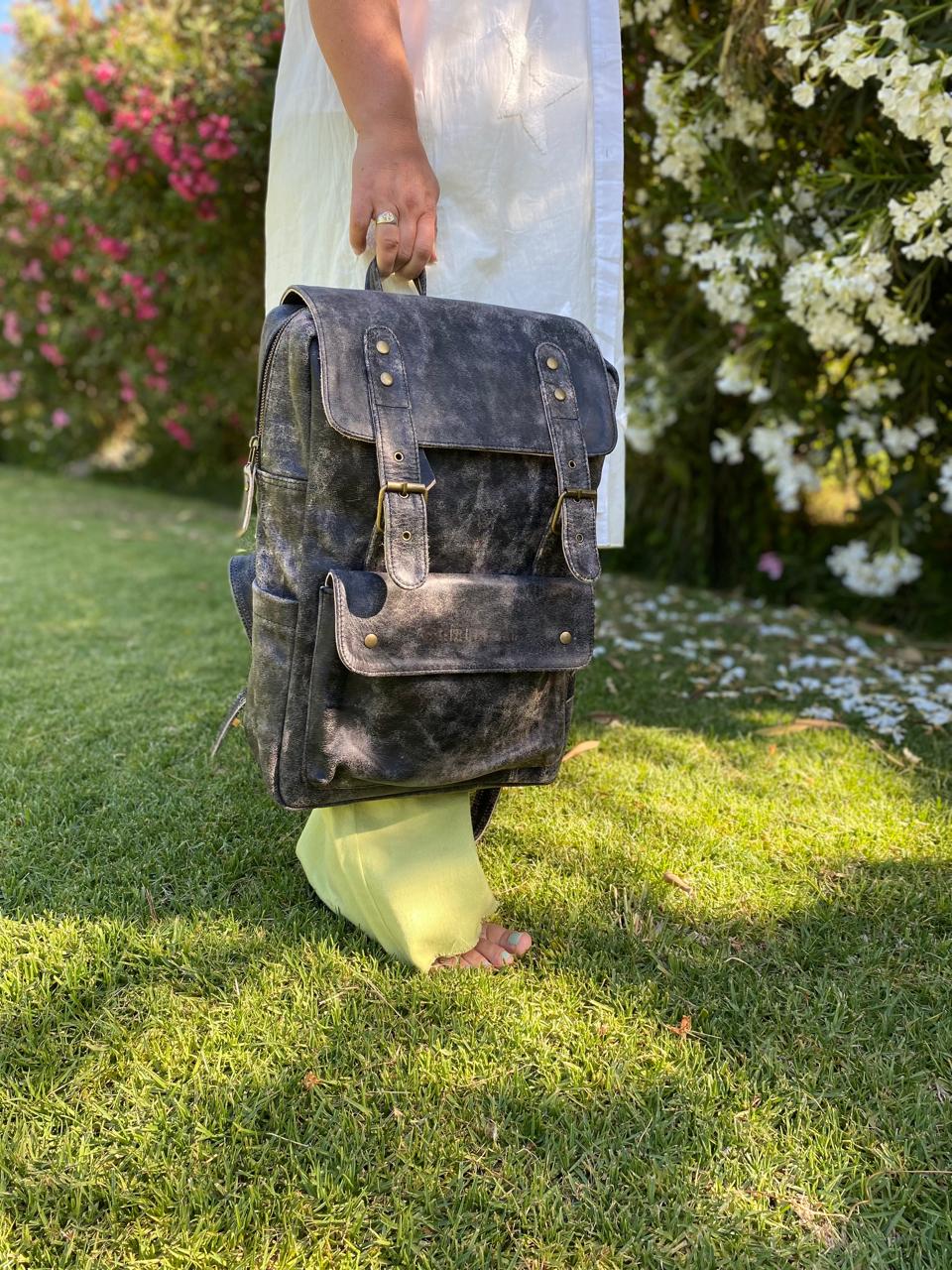 Mochila cuero Modelo_AGED